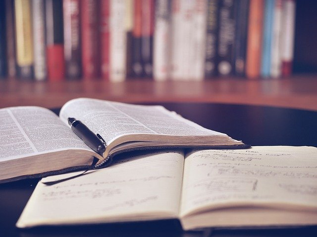 哪里下載pdf閱讀器？福昕高級(jí)PDF編輯器還有哪些功能？